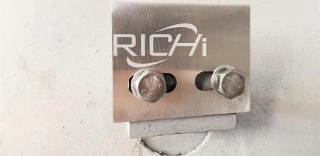 High-Accuracy Cutting Assembly, which can slices the continuously extruded strands into custom-sized pellets