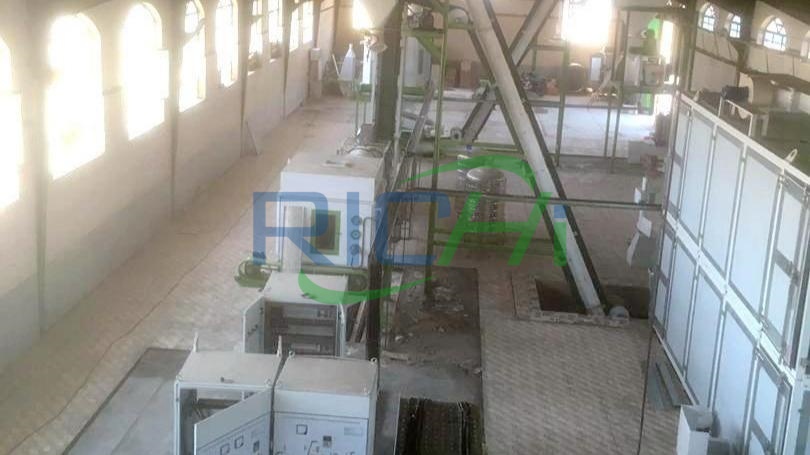 Iran's 1.5-2tph extruded feed and 5-6tph animal feed production line