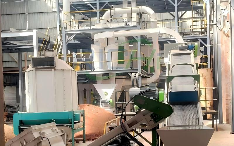 Saudi Arabia 5-6T Cattle Feed & 10T Chicken Feed Pellet Production Line