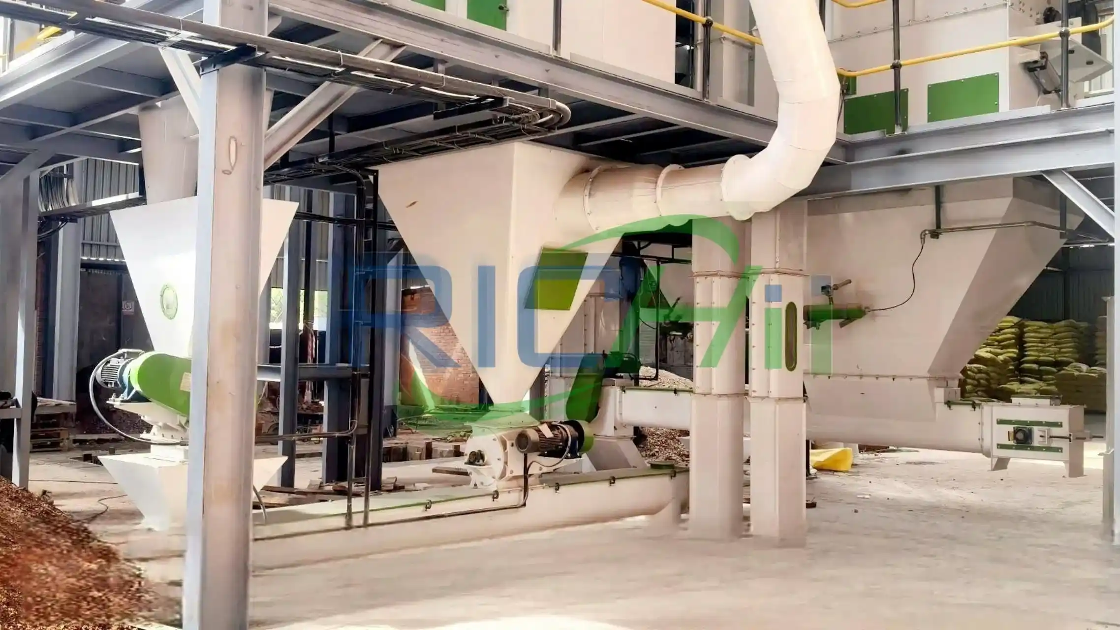 5 T/H Medium Poultry Feed Production Line in Russia