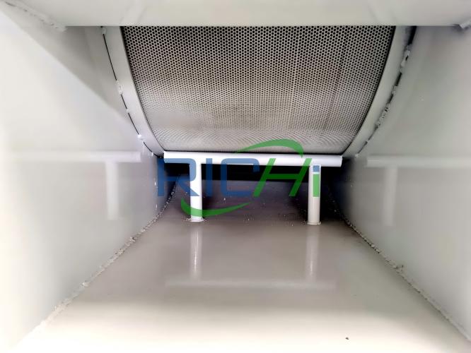 screen for integrated chipper-crusher