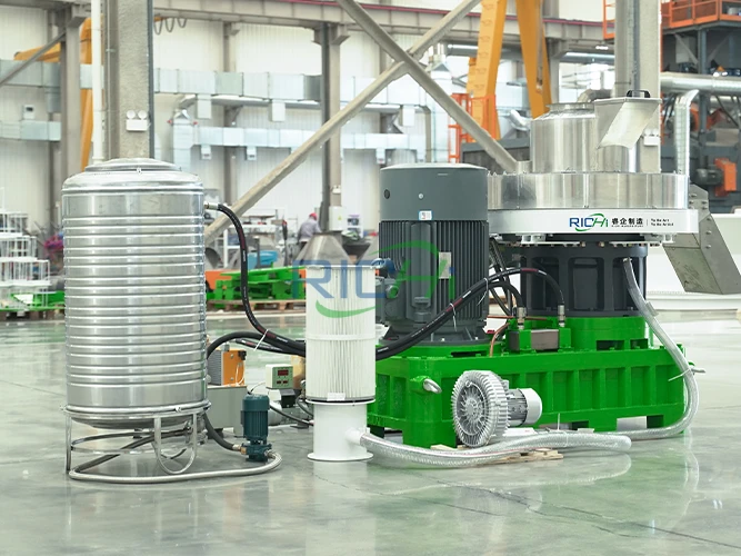 vertical ring die wood pellet mill