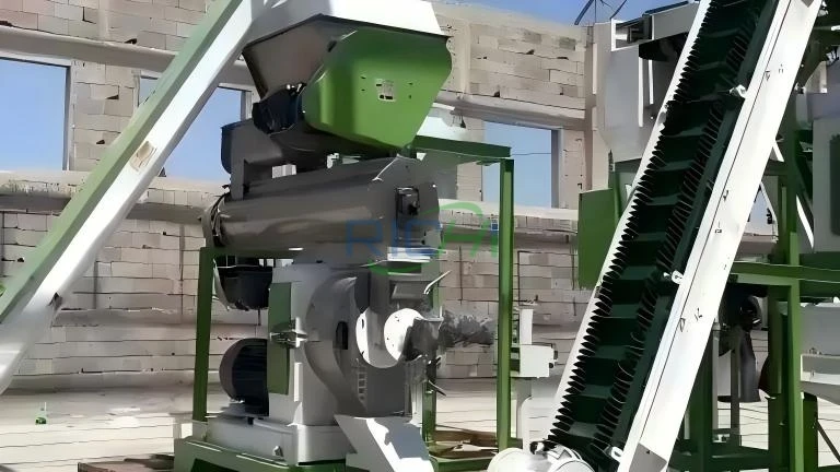 0.5-0.8 T/h straw pellet making machine for sale Tajikistan
